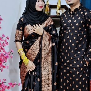 জাপানি সিল্ক শাড়ী পাঞ্জাবি ব্লাউজ পিস কালো কালারের